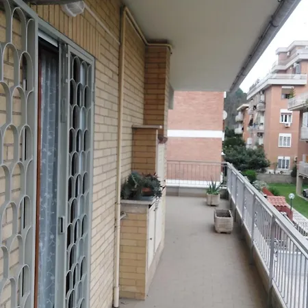 Lägenhet Loft Tranquillo E Comodo, Vicino Metro E Vaticano
