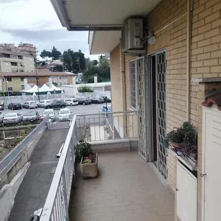 Loft Tranquillo E Comodo, Vicino Metro E Vaticano Rome