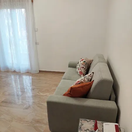 Loft Tranquillo E Comodo, Vicino Metro E Vaticano Lägenhet *
